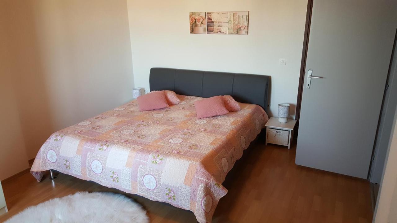 Apartment Sali 890B Eksteriør bilde